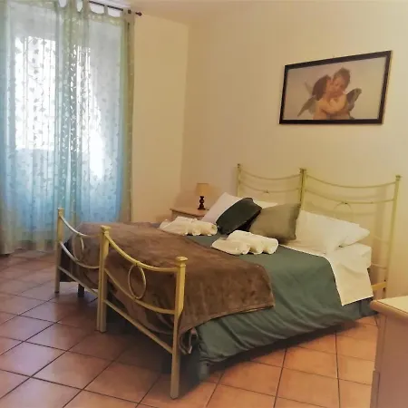 Alle Scalette Del Duomo *